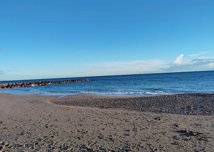 Maison bord de mer en résidence avec piscine